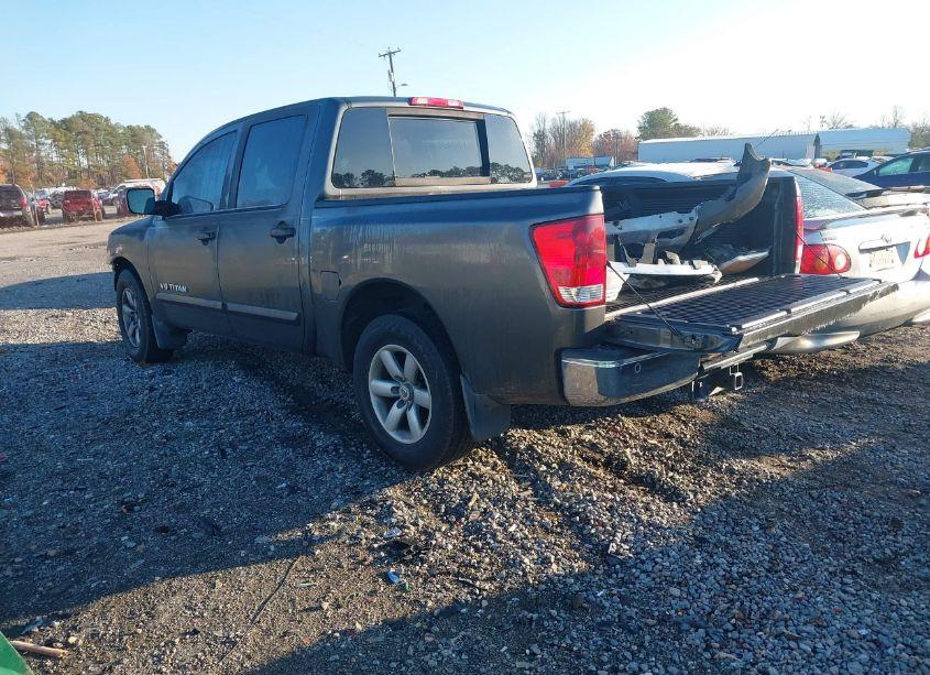 Photo 3 of 2012 Nissan Titan SV (VIN 1N6BA0ED3CN305448)