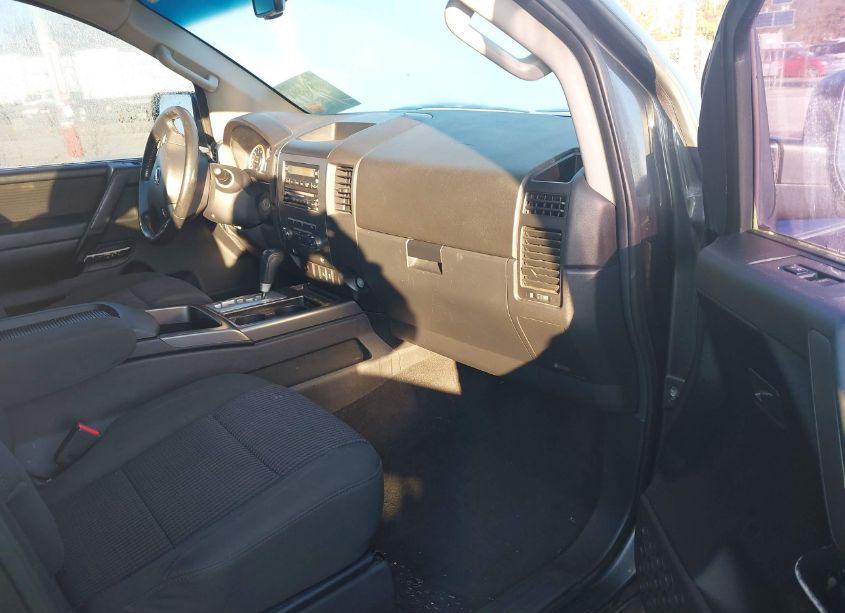 Photo 5 of 2012 Nissan Titan SV (VIN 1N6BA0ED3CN305448)