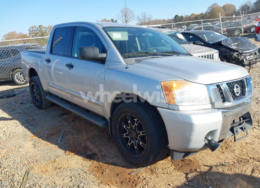 2014 Nissan Titan SV (VIN 1N6BA0ED4EN514782) main photo