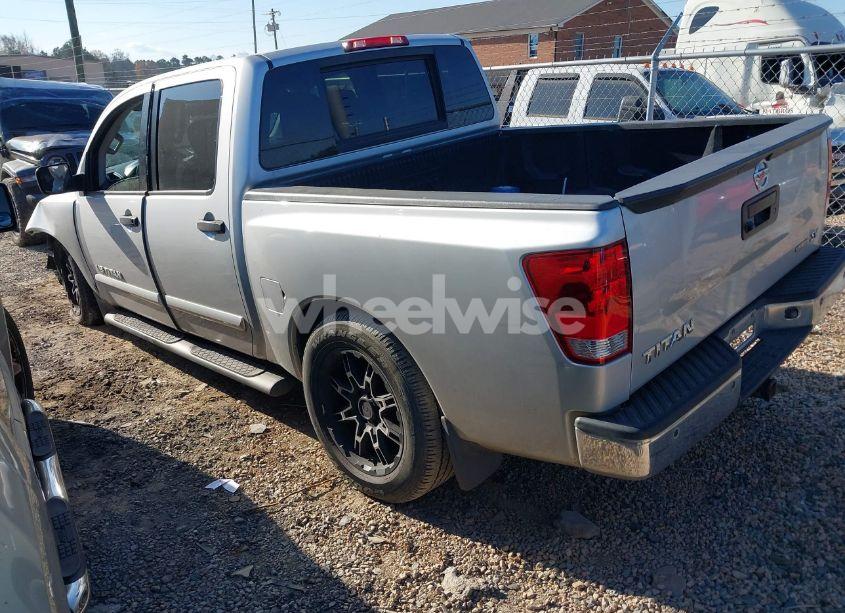 Photo 3 of 2014 Nissan Titan SV (VIN 1N6BA0ED4EN514782)