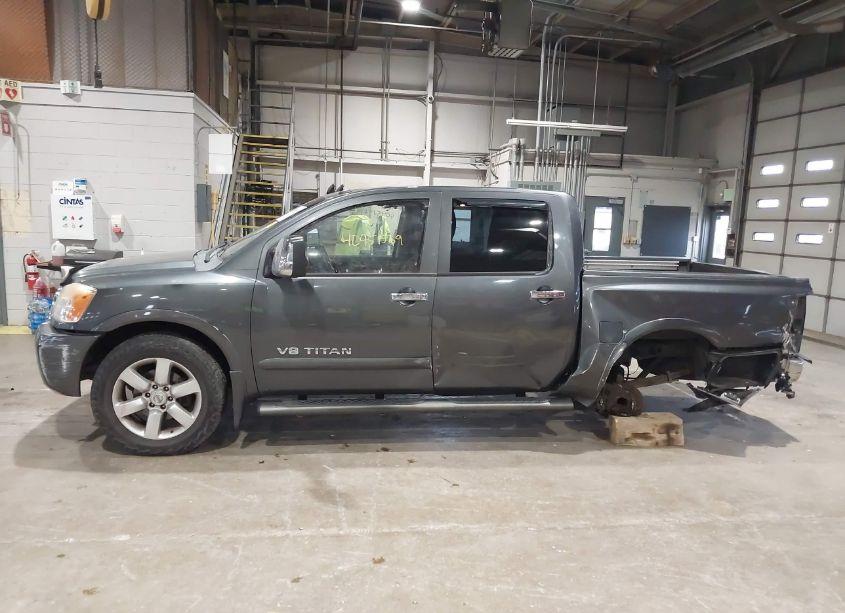 Photo 6 of 2010 Nissan Titan LE (VIN 1N6BA0ED7AN300296)