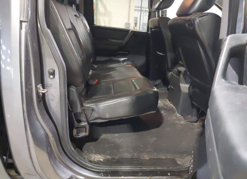 Photo 8 of 2010 Nissan Titan LE (VIN 1N6BA0ED7AN300296)