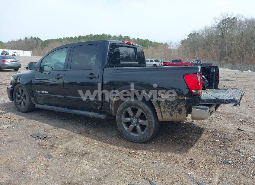 Photo 3 of 2015 Nissan Titan SV (VIN 1N6BA0ED7FN506063)