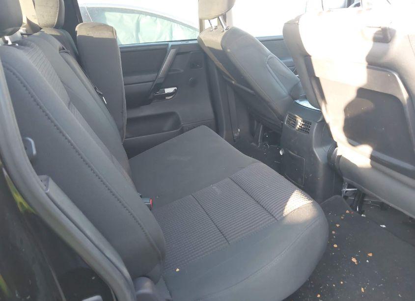 Photo 8 of 2011 Nissan Titan SV (VIN 1N6BA0ED8BN324673)