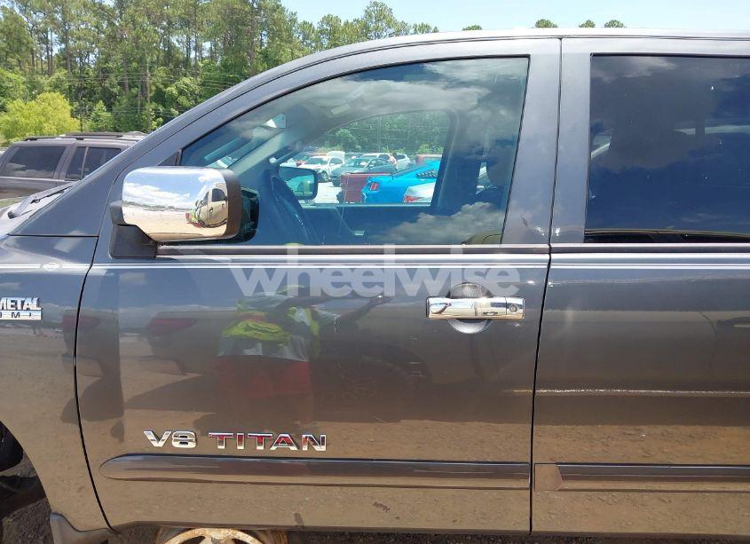 Photo 14 of 2012 Nissan Titan SV (VIN 1N6BA0ED9CN303168)