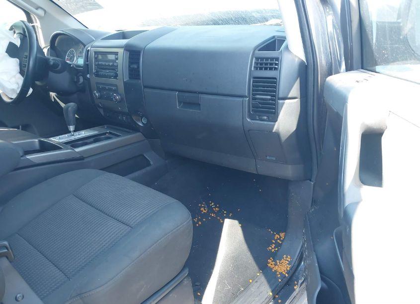 Photo 5 of 2012 Nissan Titan SV (VIN 1N6BA0ED9CN317085)