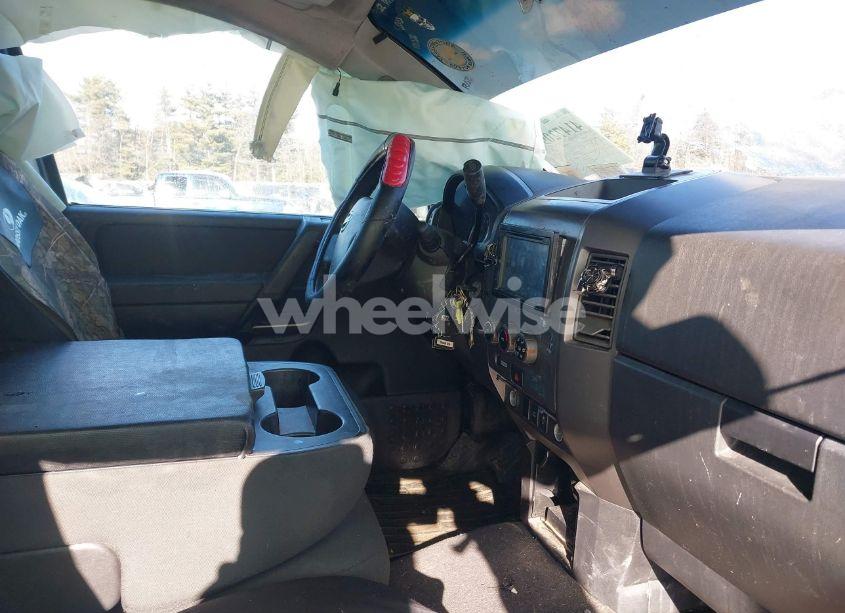 Photo 5 of 2012 Nissan Titan S (VIN 1N6BA0EJ0CN309933)