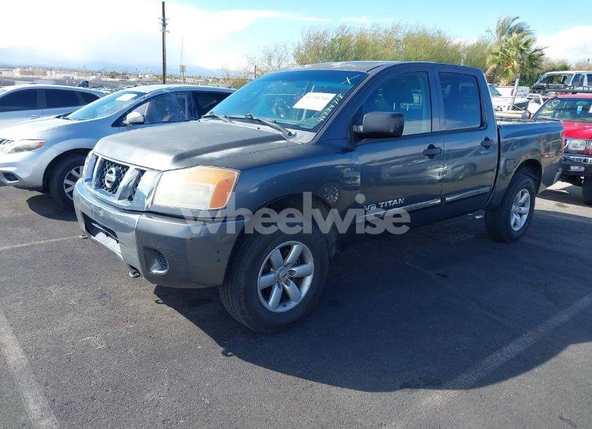 Photo 2 of 2010 Nissan Titan SE (VIN 1N6BA0EJ5AN304045)