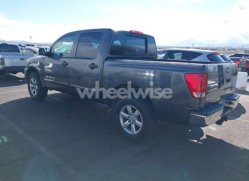 Photo 3 of 2010 Nissan Titan SE (VIN 1N6BA0EJ5AN304045)
