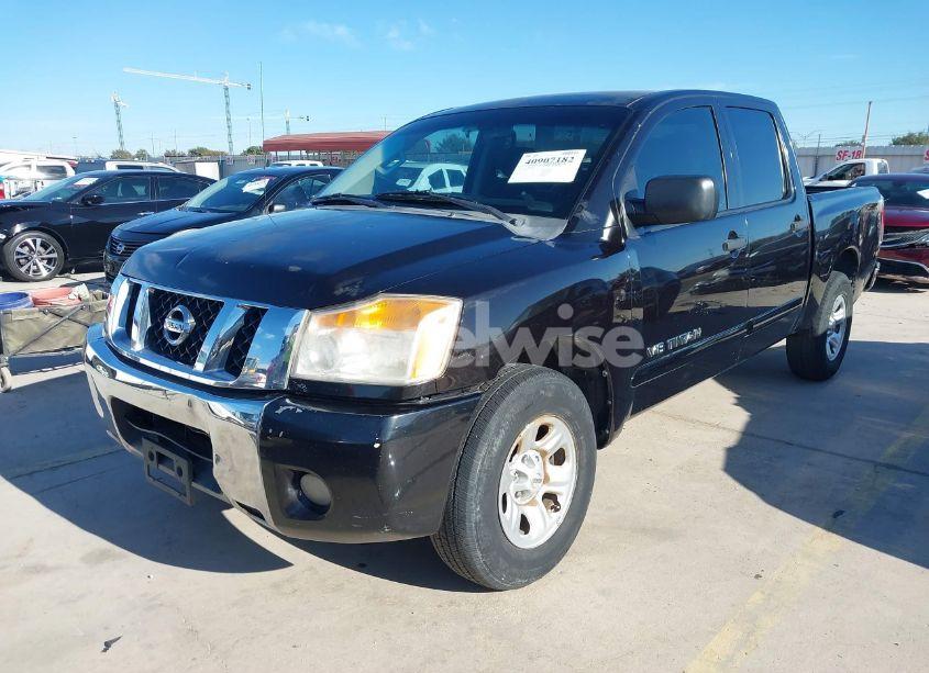 Photo 2 of 2012 Nissan Titan SV (VIN 1N6BA0EK8CN323099)