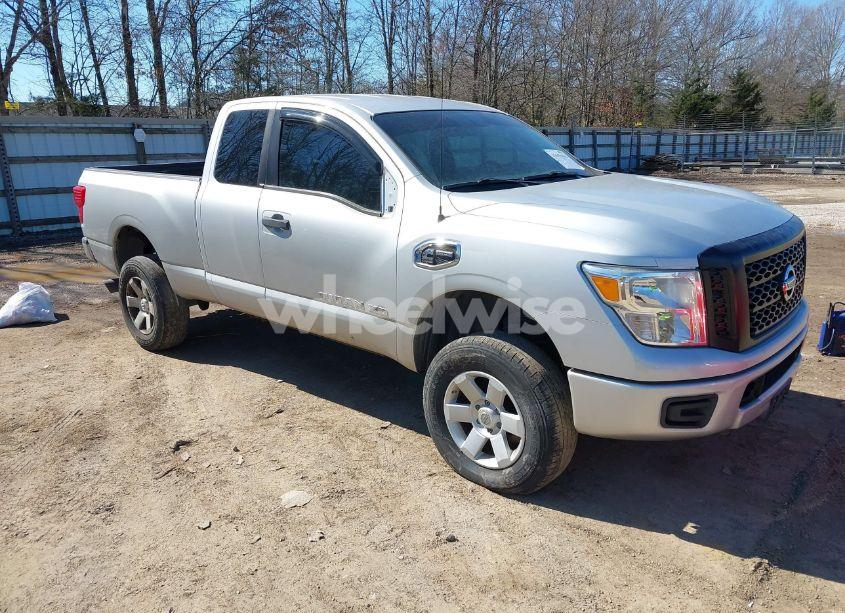 2017 Nissan Titan XD S DIESEL (VIN 1N6BA1C37HN553452) main photo