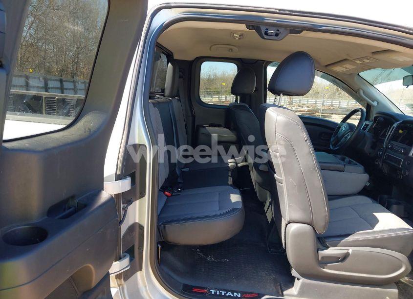 Photo 8 of 2017 Nissan Titan XD S DIESEL (VIN 1N6BA1C37HN553452)