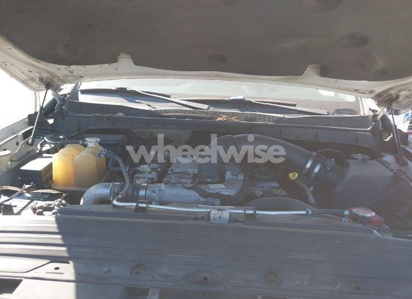 Photo 10 of 2016 Nissan Titan XD SV DIESEL (VIN 1N6BA1F16GN517406)