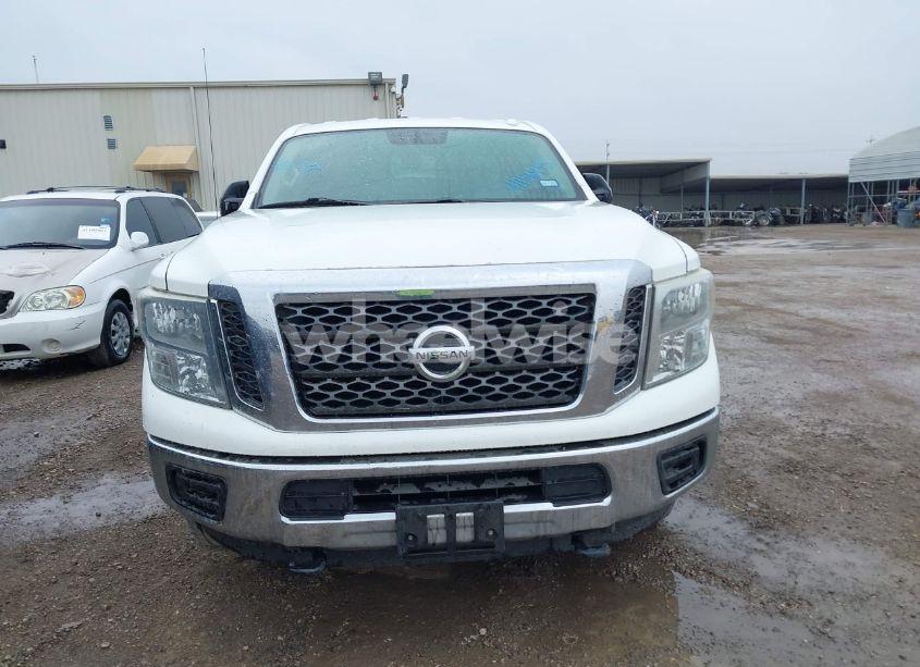 Photo 12 of 2016 Nissan Titan XD SV DIESEL (VIN 1N6BA1F16GN517406)