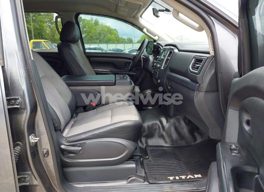 Photo 5 of 2016 Nissan Titan XD S DIESEL (VIN 1N6BA1F1XGN518154)