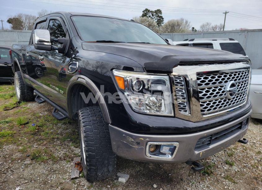 Photo 2 of 2016 Nissan Titan XD (VIN 1N6BA1F20GN513778)