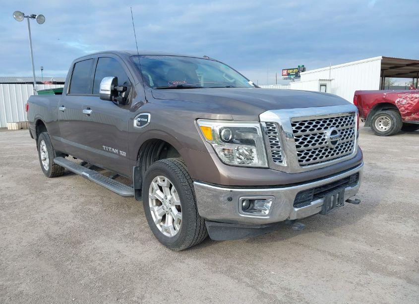 2016 Nissan Titan XD SL DIESEL (VIN 1N6BA1F27GN511445) main photo