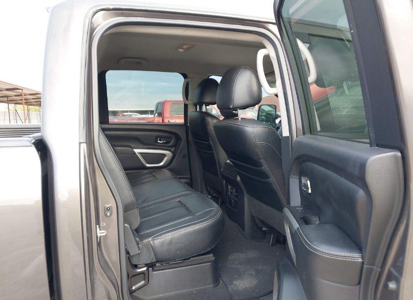 Photo 8 of 2016 Nissan Titan XD SL DIESEL (VIN 1N6BA1F27GN511445)