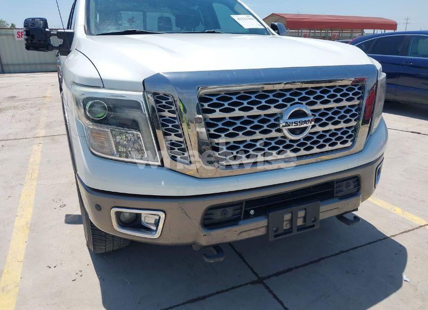 Photo 6 of 2016 Nissan Titan XD PLATINUM RESERVE DIESEL (VIN 1N6BA1F27GN512899)