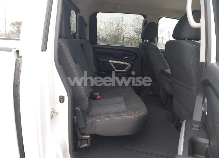 Photo 8 of 2017 Nissan Titan XD SV DIESEL (VIN 1N6BA1F33HN530875)