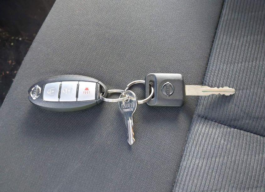 Photo 11 of 2017 Nissan Titan XD SV DIESEL (VIN 1N6BA1F36HN543720)