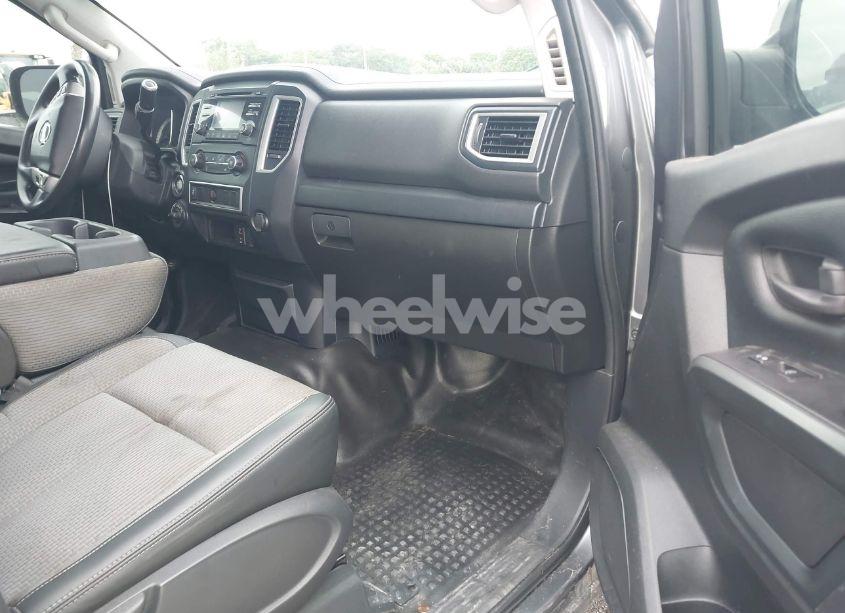 Photo 5 of 2018 Nissan Titan XD S DIESEL (VIN 1N6BA1F36JN543951)