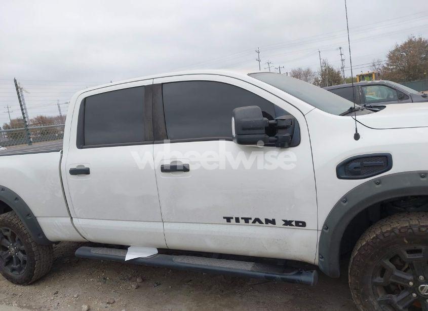 Photo 13 of 2018 Nissan Titan XD SV DIESEL (VIN 1N6BA1F41JN517234)
