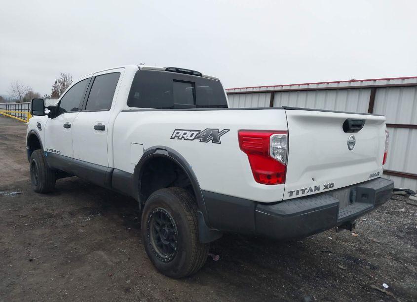 Photo 3 of 2018 Nissan Titan XD PRO-4X DIESEL (VIN 1N6BA1F41JN528055)