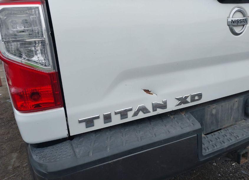 Photo 6 of 2018 Nissan Titan XD PRO-4X DIESEL (VIN 1N6BA1F41JN528055)