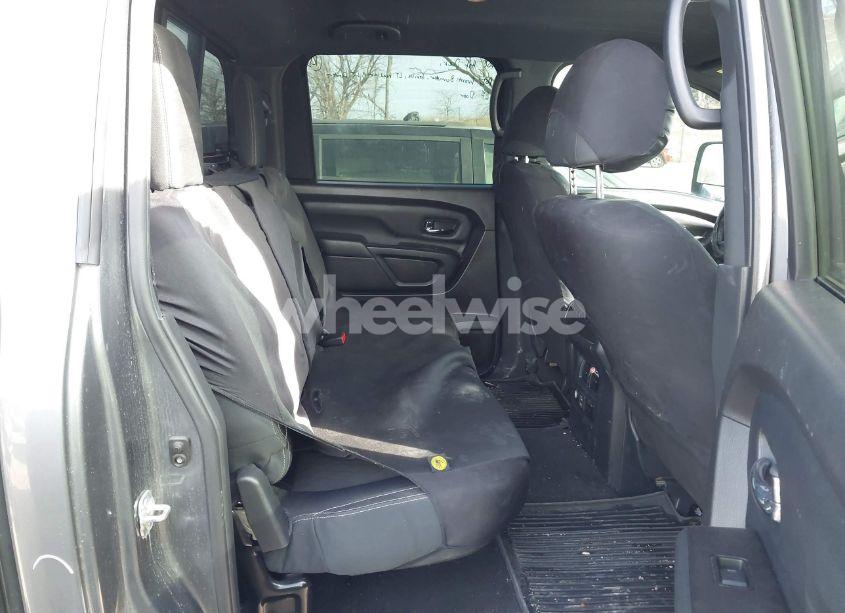 Photo 8 of 2019 Nissan Titan XD SV DIESEL (VIN 1N6BA1F41KN529532)