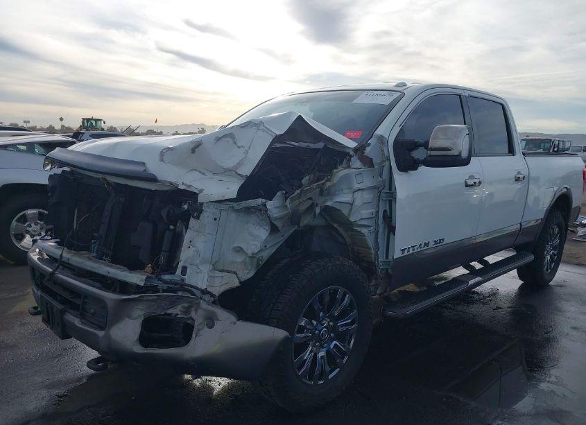 Photo 6 of 2016 Nissan Titan XD PLATINUM RESERVE DIESEL (VIN 1N6BA1F42GN512715)