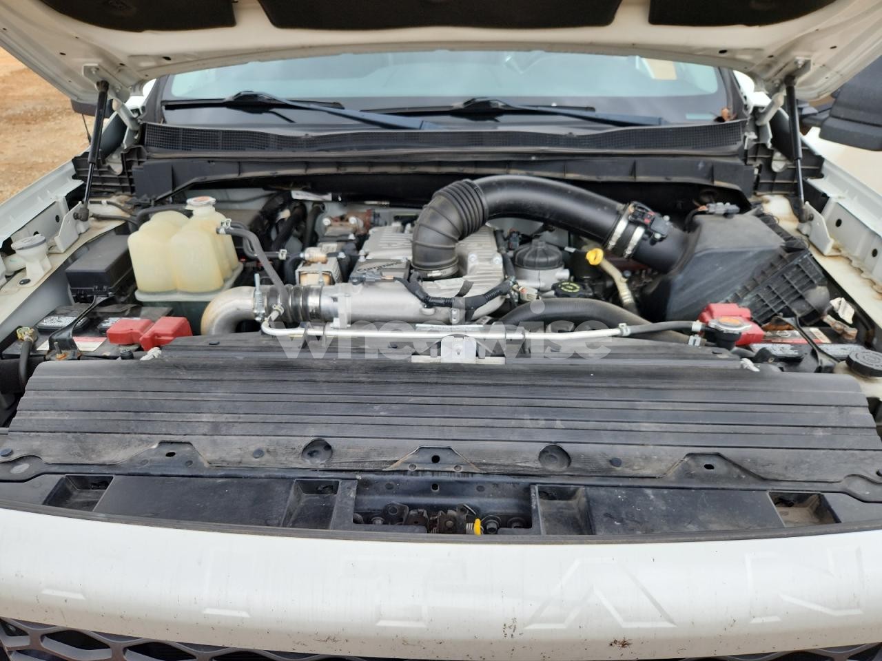 Photo 11 of 2018 NISSAN TITAN XD SL N/A (VIN 1N6BA1F42JN515203)