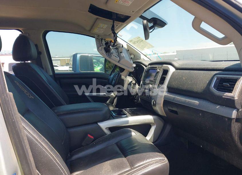 Photo 5 of 2019 Nissan Titan XD PRO-4X DIESEL (VIN 1N6BA1F42KN506504)