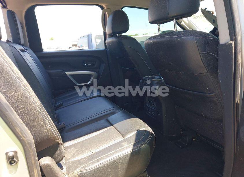 Photo 8 of 2019 Nissan Titan XD PRO-4X DIESEL (VIN 1N6BA1F42KN506504)