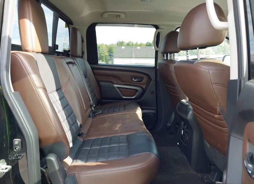 Photo 8 of 2017 Nissan Titan XD PLATINUM RESERVE DIESEL (VIN 1N6BA1F43HN567661)