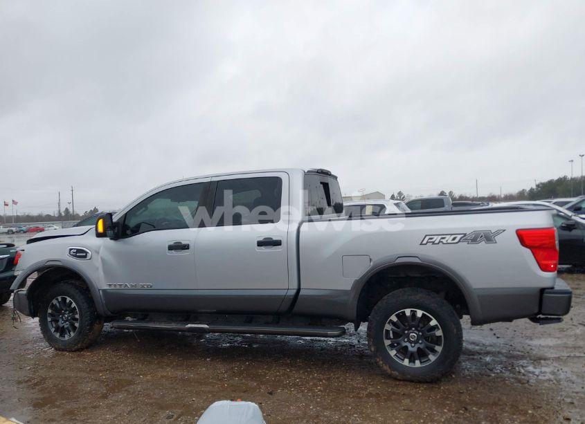 Photo 14 of 2016 Nissan Titan XD PRO-4X DIESEL (VIN 1N6BA1F44GN505507)