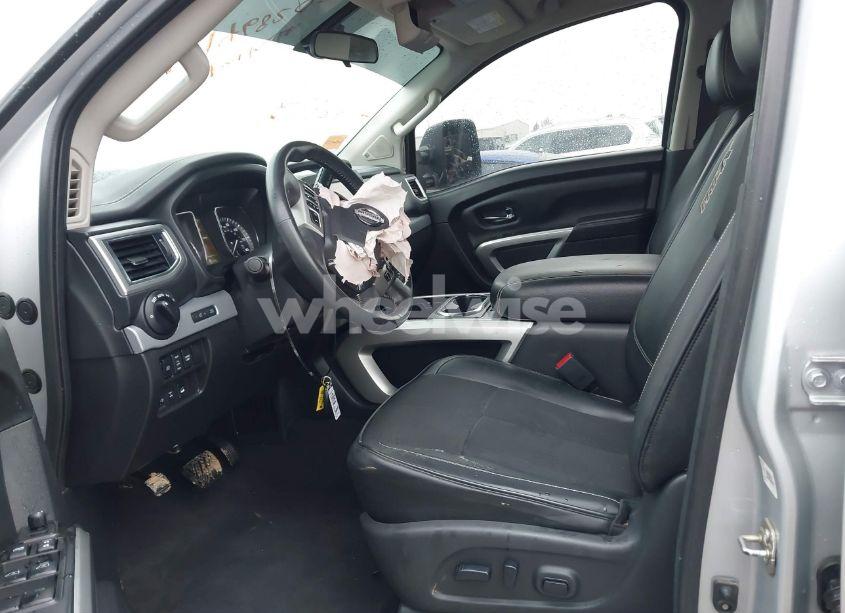 Photo 5 of 2016 Nissan Titan XD PRO-4X DIESEL (VIN 1N6BA1F44GN505507)