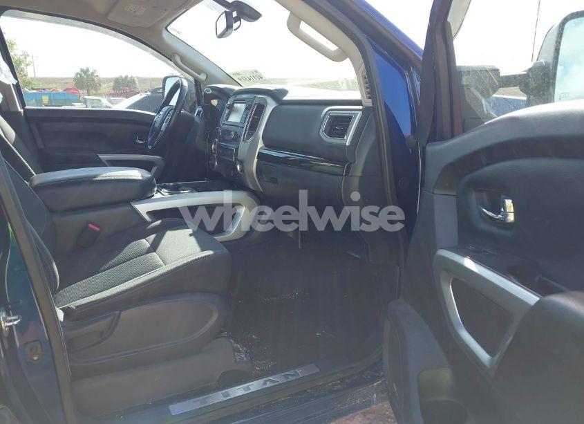 Photo 5 of 2017 Nissan Titan XD SV DIESEL (VIN 1N6BA1F44HN545555)