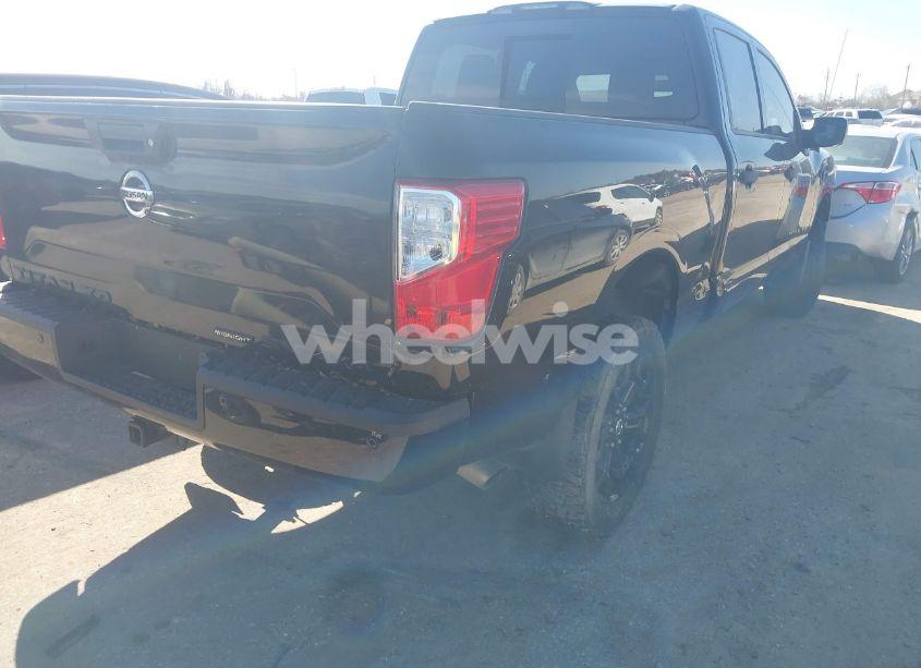 Photo 4 of 2018 Nissan Titan XD SV DIESEL (VIN 1N6BA1F44JN522847)