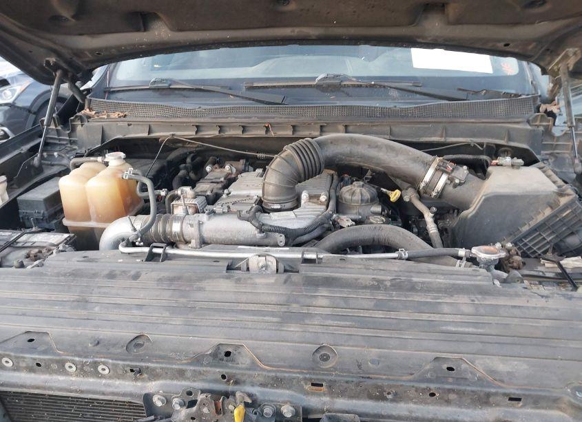 Photo 10 of 2016 Nissan Titan XD PLATINUM RESERVE DIESEL (VIN 1N6BA1F45GN506729)