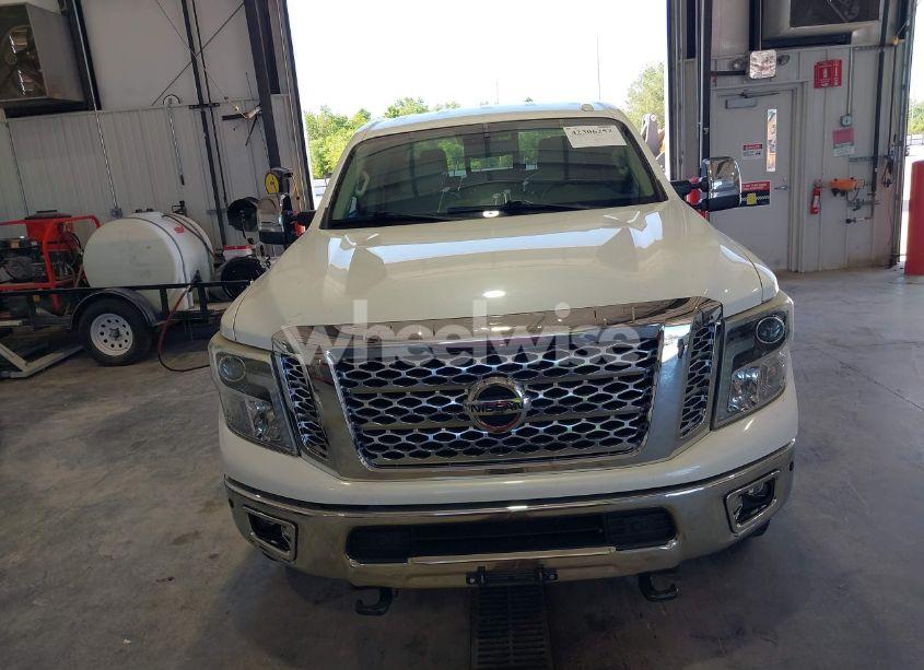Photo 13 of 2016 Nissan Titan XD SL DIESEL (VIN 1N6BA1F45GN517262)