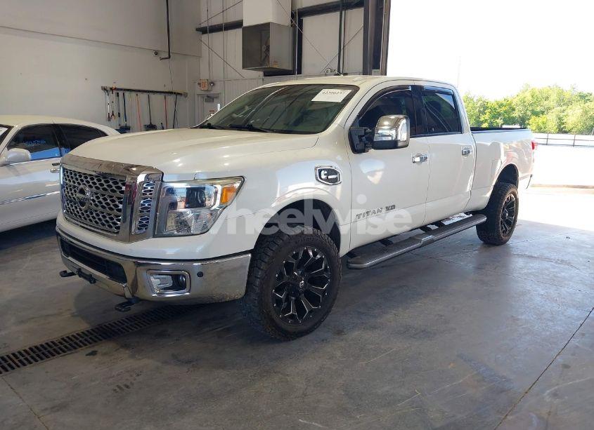 Photo 2 of 2016 Nissan Titan XD SL DIESEL (VIN 1N6BA1F45GN517262)