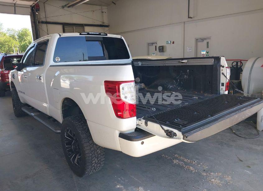 Photo 3 of 2016 Nissan Titan XD SL DIESEL (VIN 1N6BA1F45GN517262)