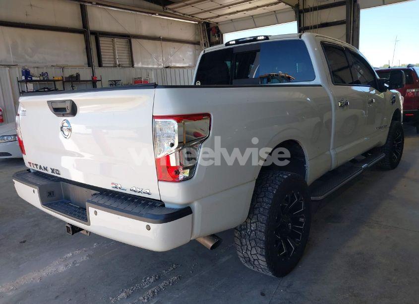 Photo 4 of 2016 Nissan Titan XD SL DIESEL (VIN 1N6BA1F45GN517262)