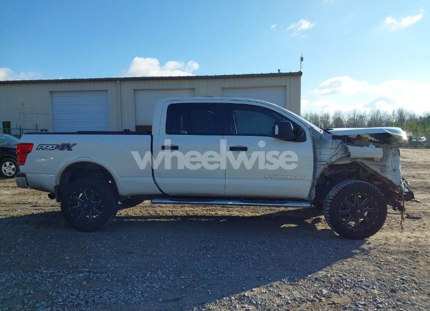 Photo 13 of 2017 Nissan Titan XD PRO-4X DIESEL (VIN 1N6BA1F45HN510961)