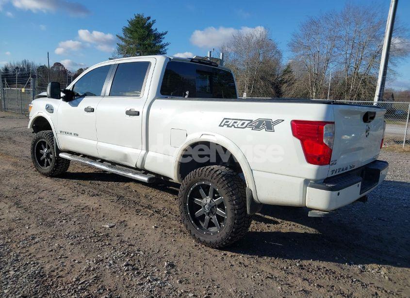 Photo 3 of 2017 Nissan Titan XD PRO-4X DIESEL (VIN 1N6BA1F45HN510961)