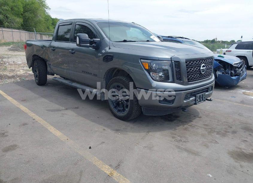 2018 Nissan Titan XD SL DIESEL (VIN 1N6BA1F46JN524633) main photo