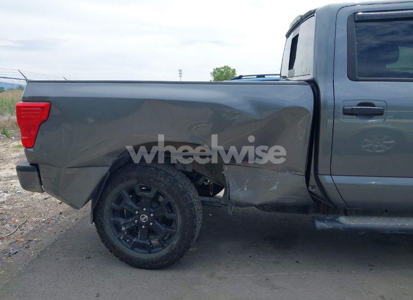 Photo 6 of 2018 Nissan Titan XD SL DIESEL (VIN 1N6BA1F46JN524633)