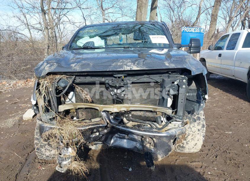 Photo 12 of 2018 Nissan Titan XD SV DIESEL (VIN 1N6BA1F46JN539391)