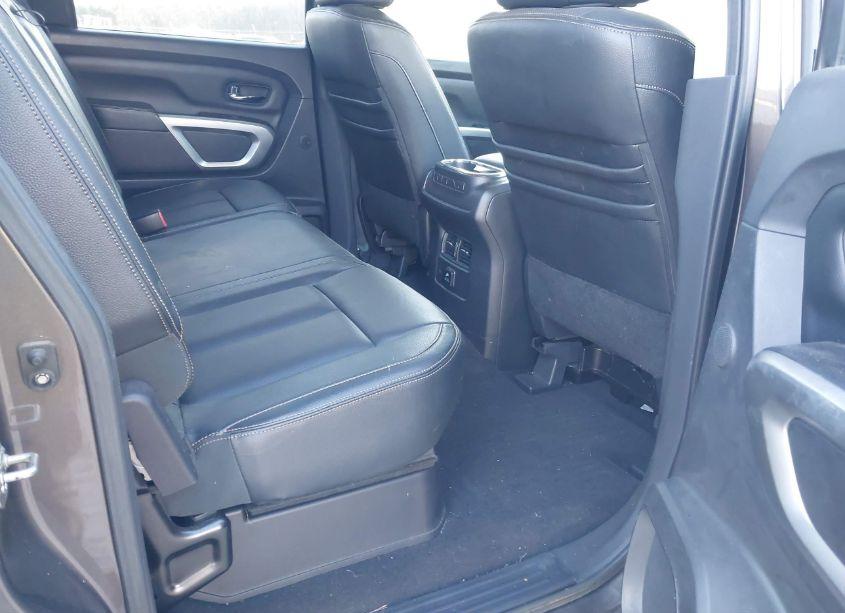 Photo 8 of 2016 Nissan Titan XD SL DIESEL (VIN 1N6BA1F47GN504061)